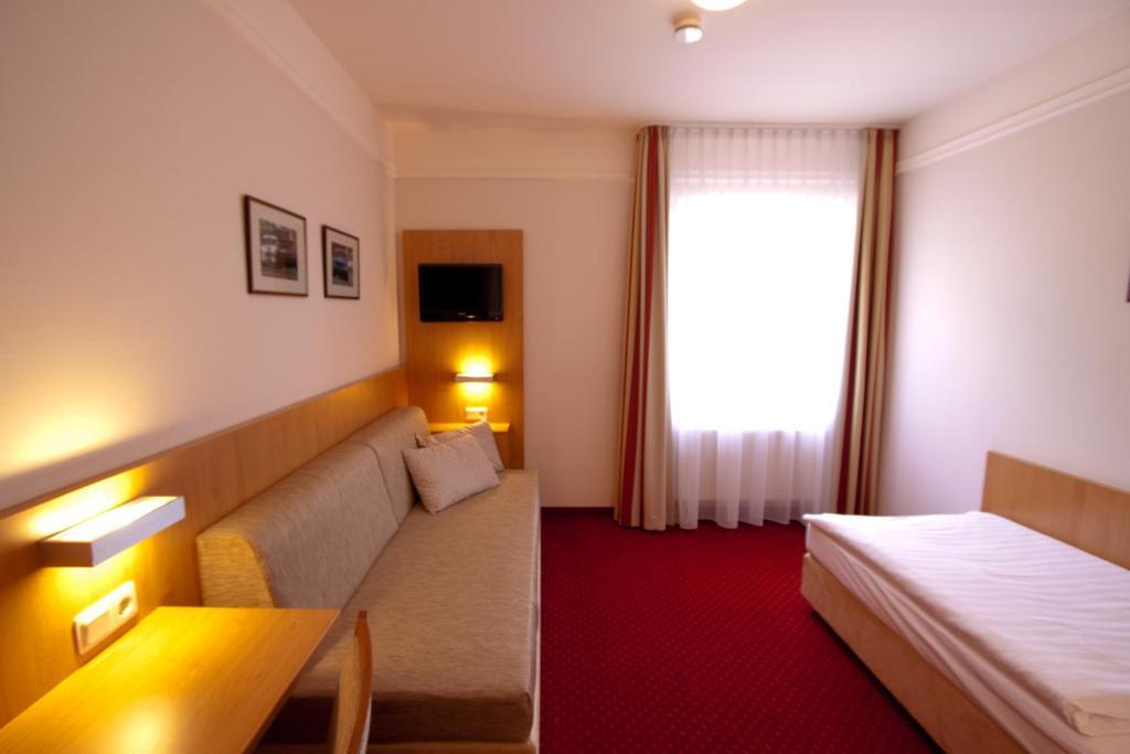 אושרסלבן Hotel Jacobsberg חדר תמונה