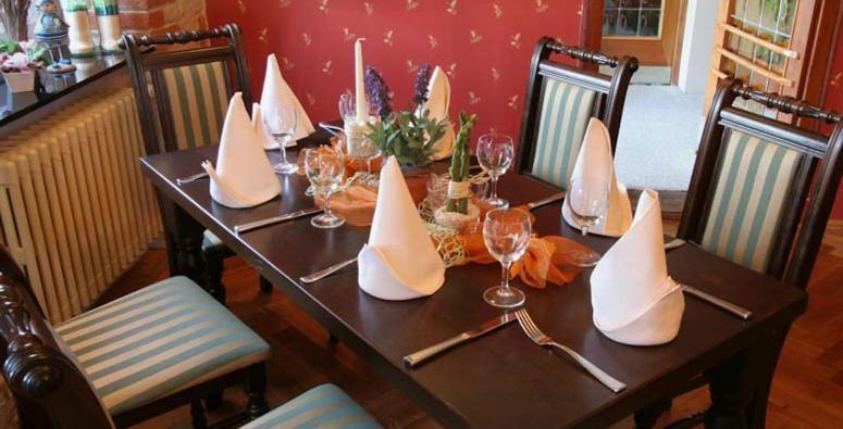 אושרסלבן Hotel Jacobsberg מראה חיצוני תמונה